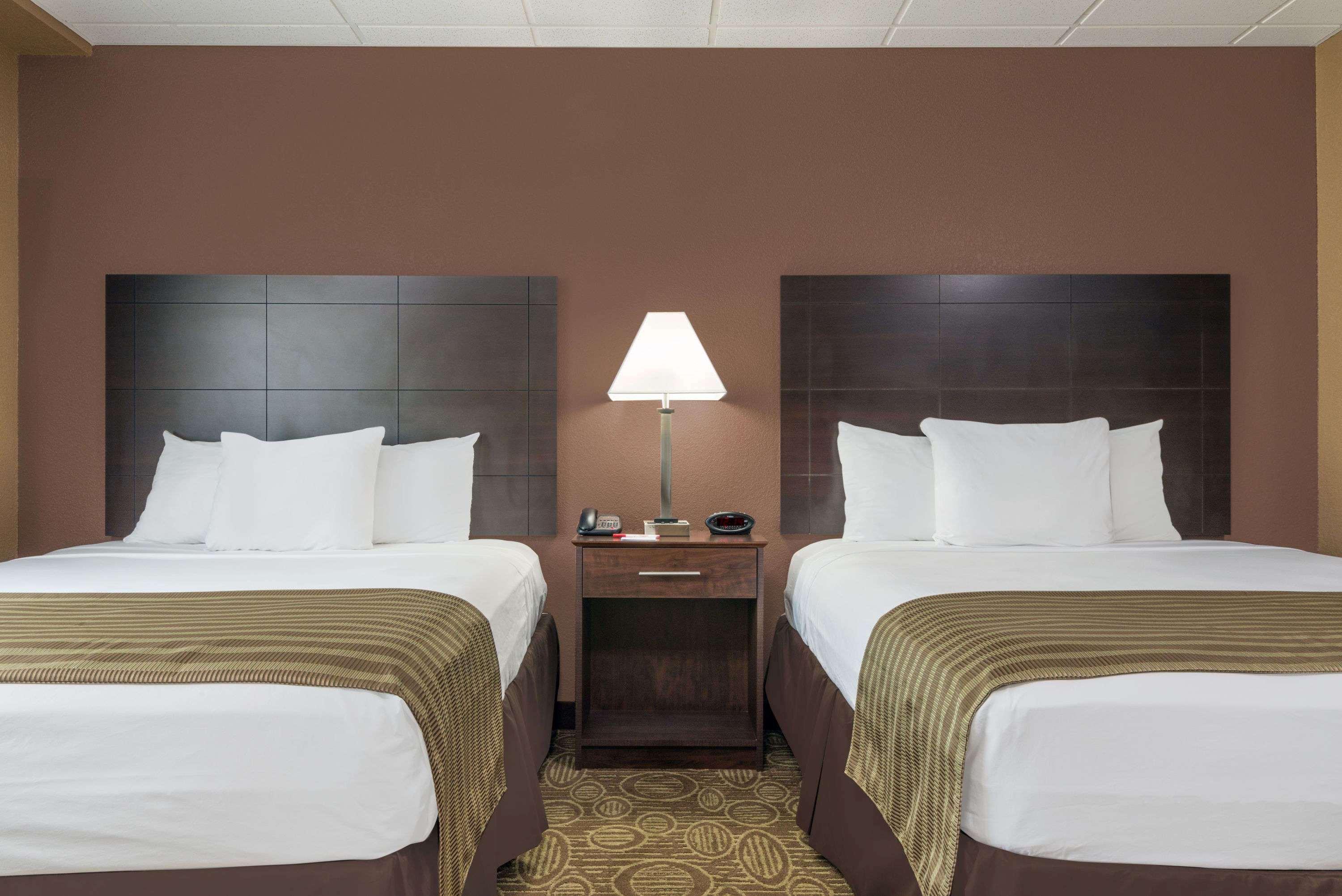 Ramada By Wyndham Paintsville Hotel & Conference Center Ngoại thất bức ảnh