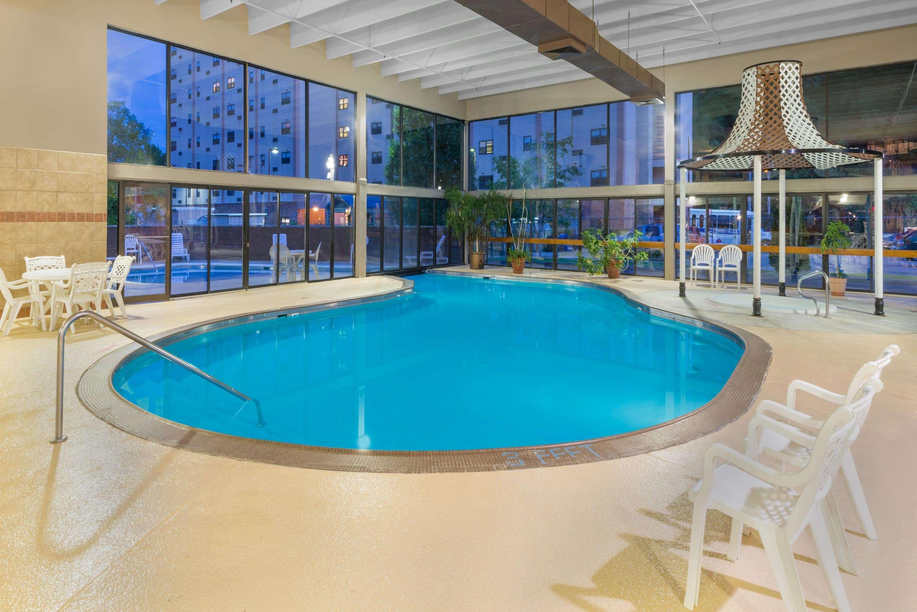 Ramada By Wyndham Paintsville Hotel & Conference Center Ngoại thất bức ảnh